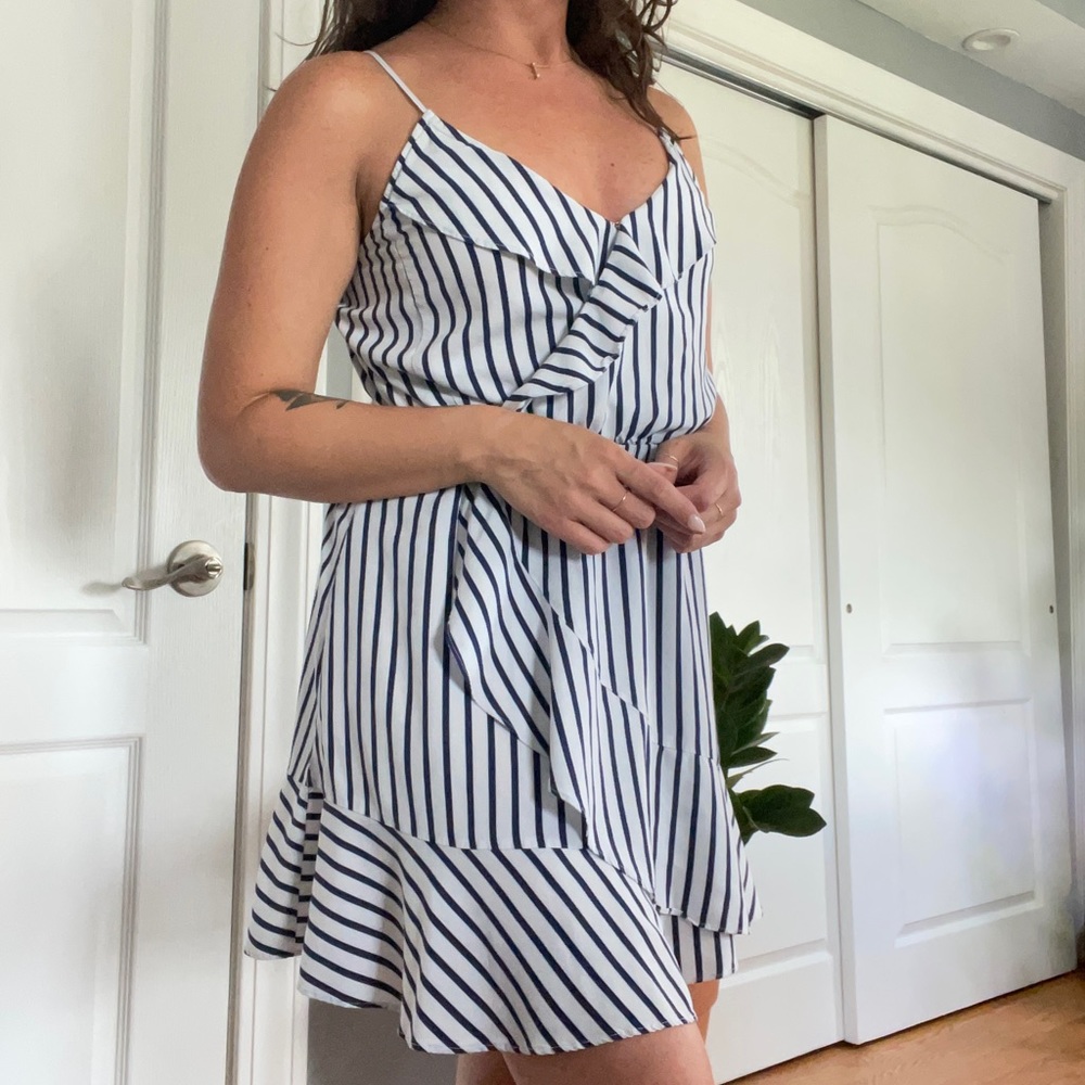 Guess Dress Blue White Striped Ruffle Summer Spring Dress